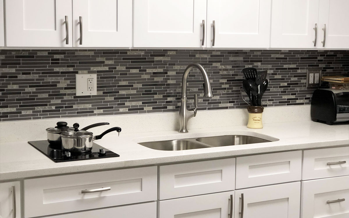 Jewish Senior Living Apartments - The Selfhelp Home Chicago - kitchen wide shot